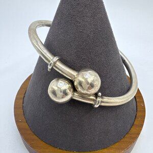 VTG Solid Sterling Silver 925 Hinged Ball Ends Bangle Bracelet Size 7" Fit